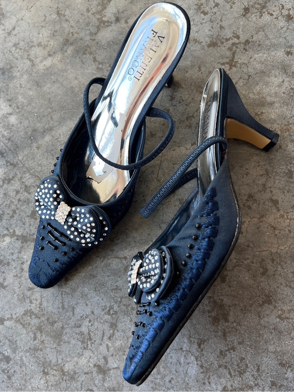 Valenti Franco Vintage Y2K Navy Blue Satin Rhinestone Bow Mule Heels Womens 8/9